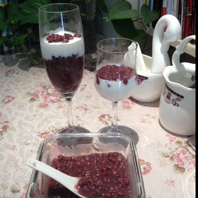 满记甜品之红豆沙配西米露