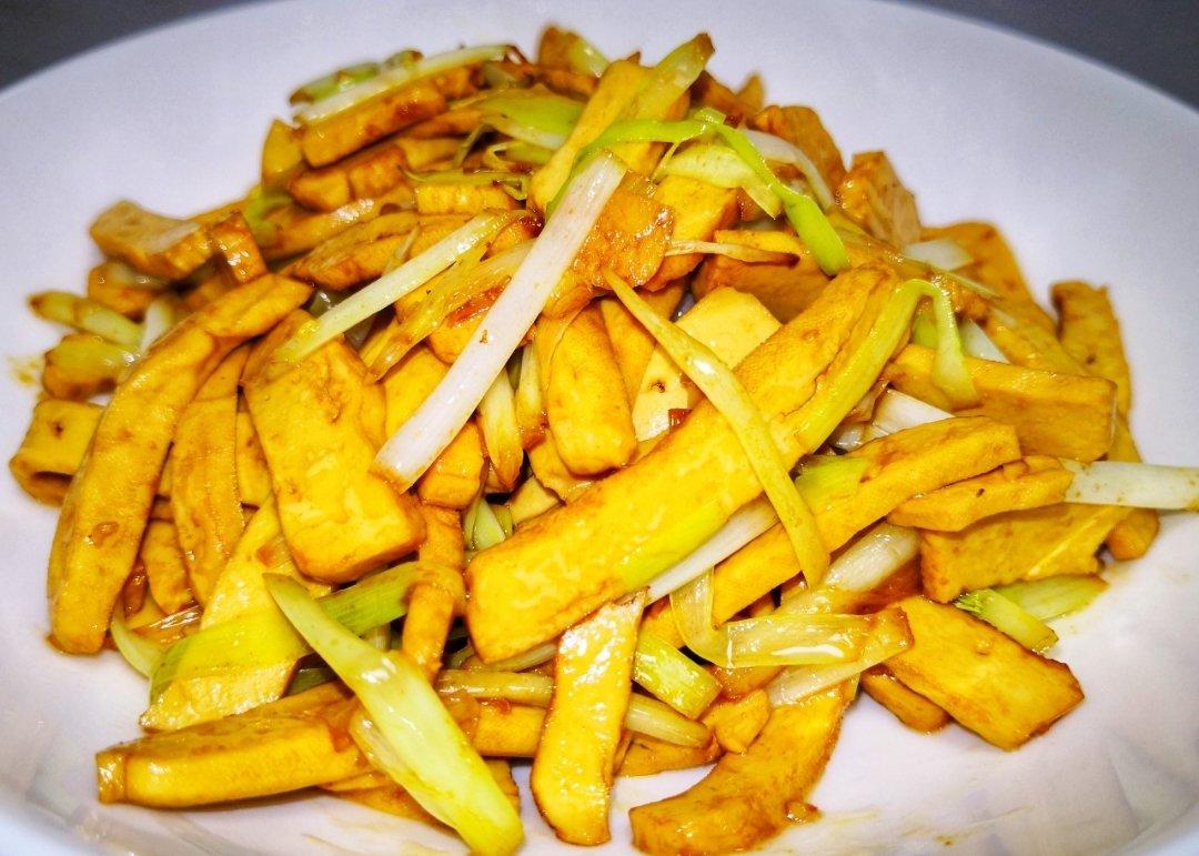 韭芽香干炒肉丝