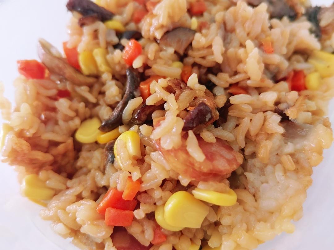 零失败 绝对惊艳 广式腊肠葱油煲仔饭（极简电饭煲版）