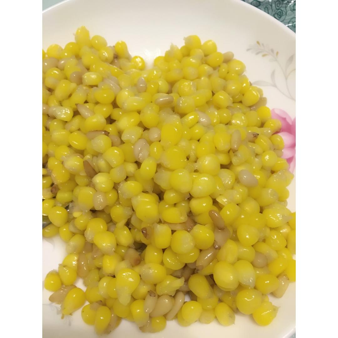 松仁玉米