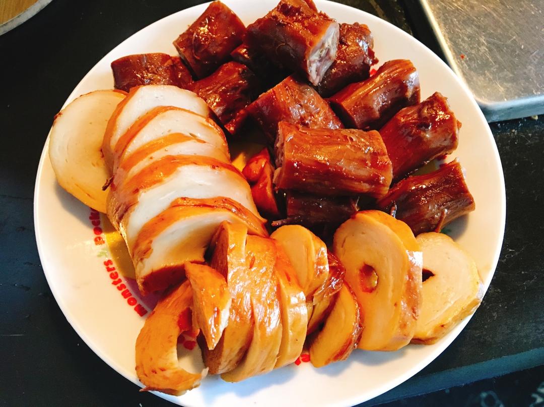 麻辣鸭脖
