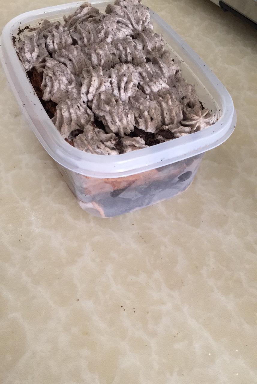 好吃到流泪的奥利奥咸奶油盒子蛋糕