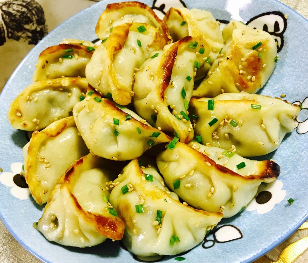 茴香肉馅儿饺子