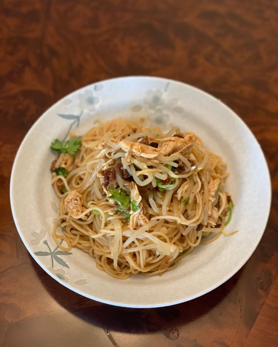 鸡丝凉面