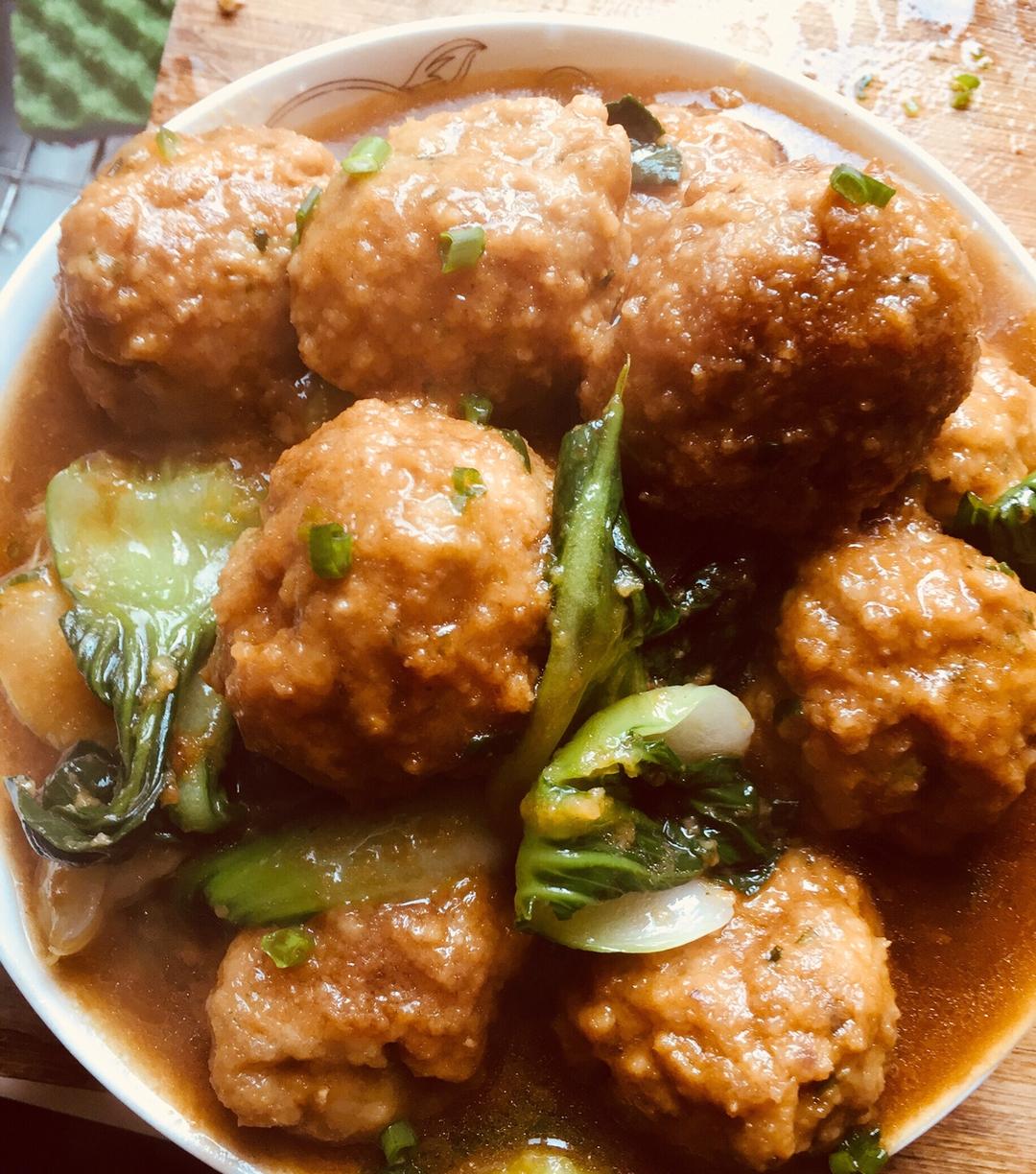 陌梨子做的小小肉丸子