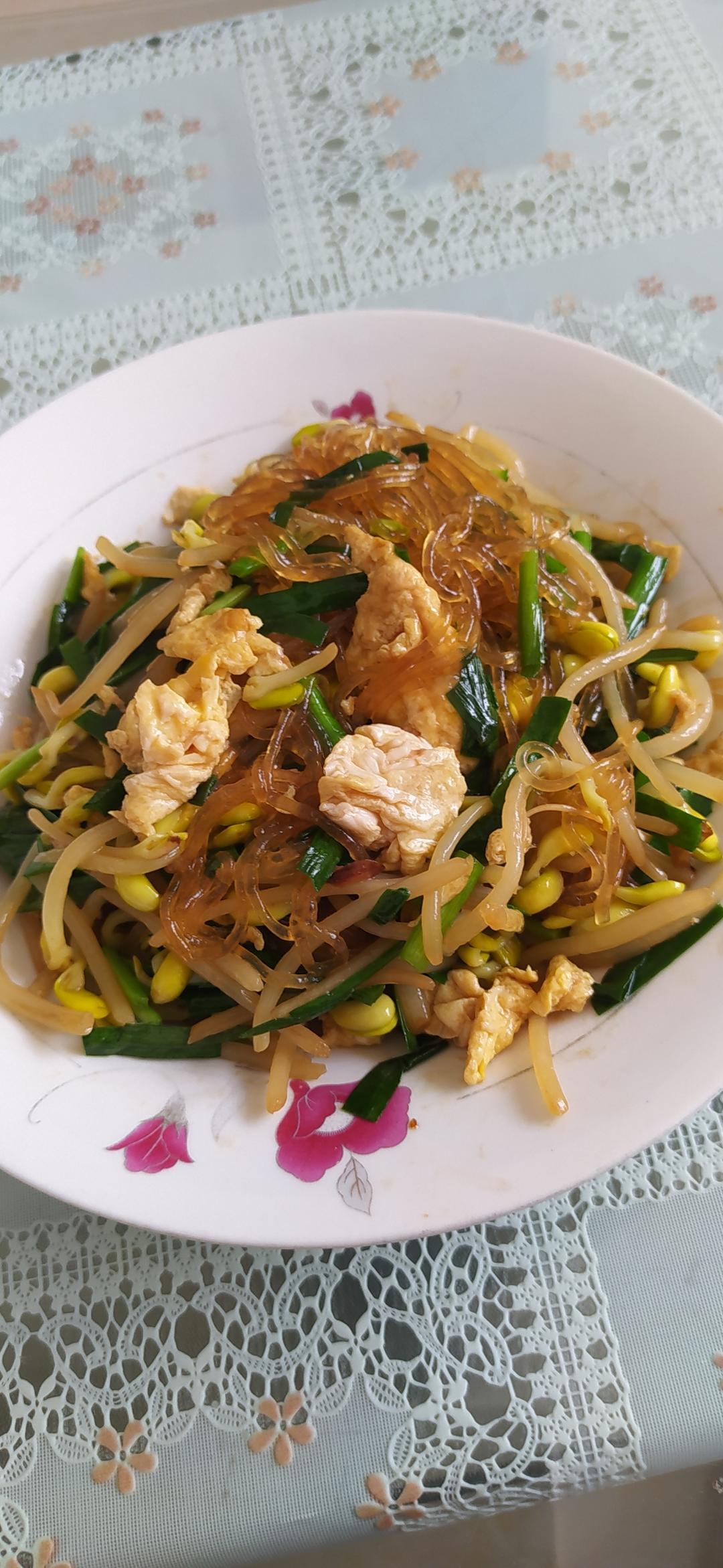 韭菜炒豆芽