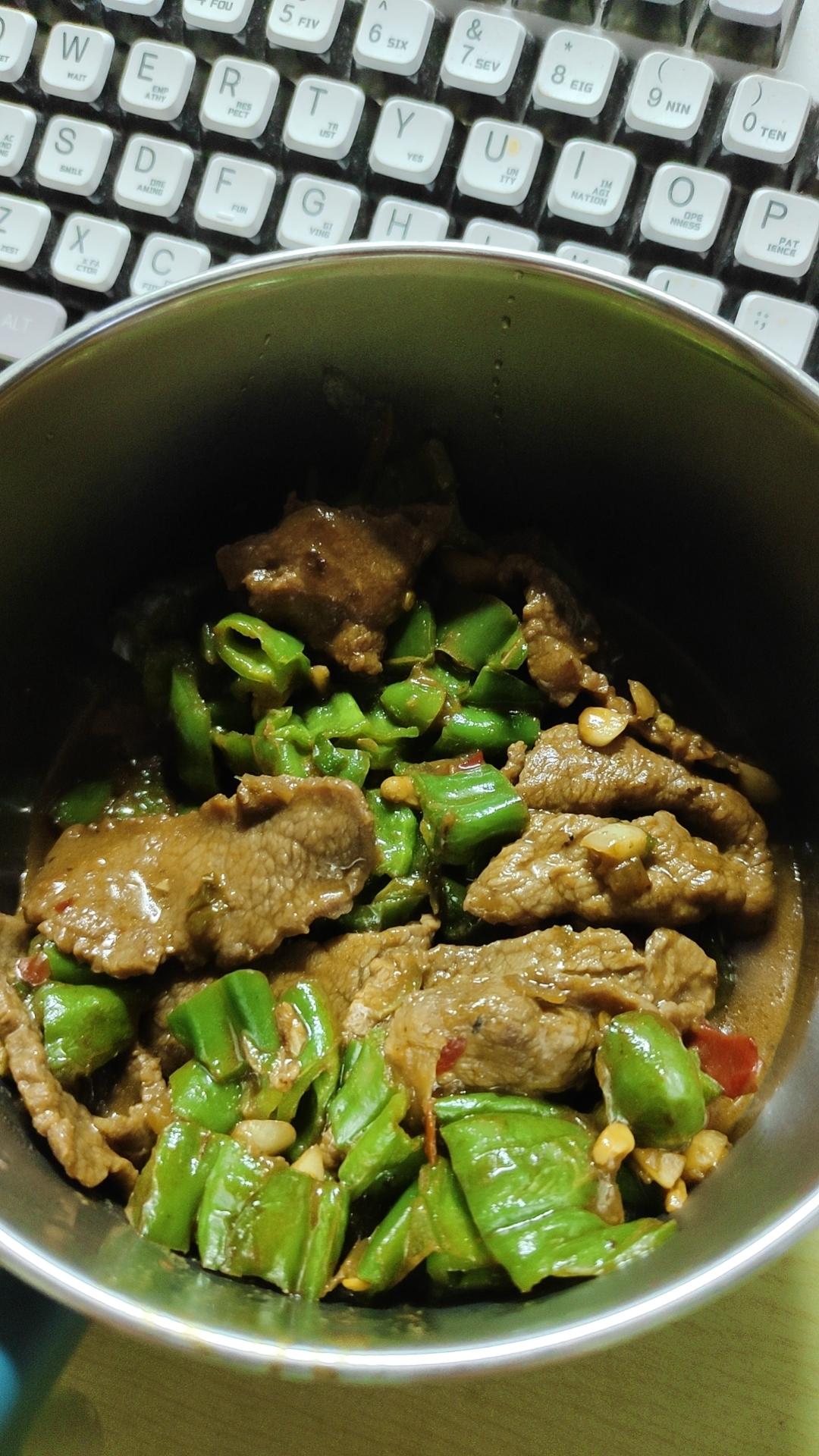 青椒炒牛肉片