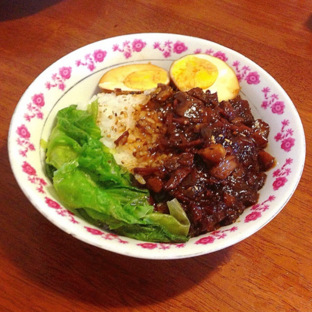 家常卤肉饭