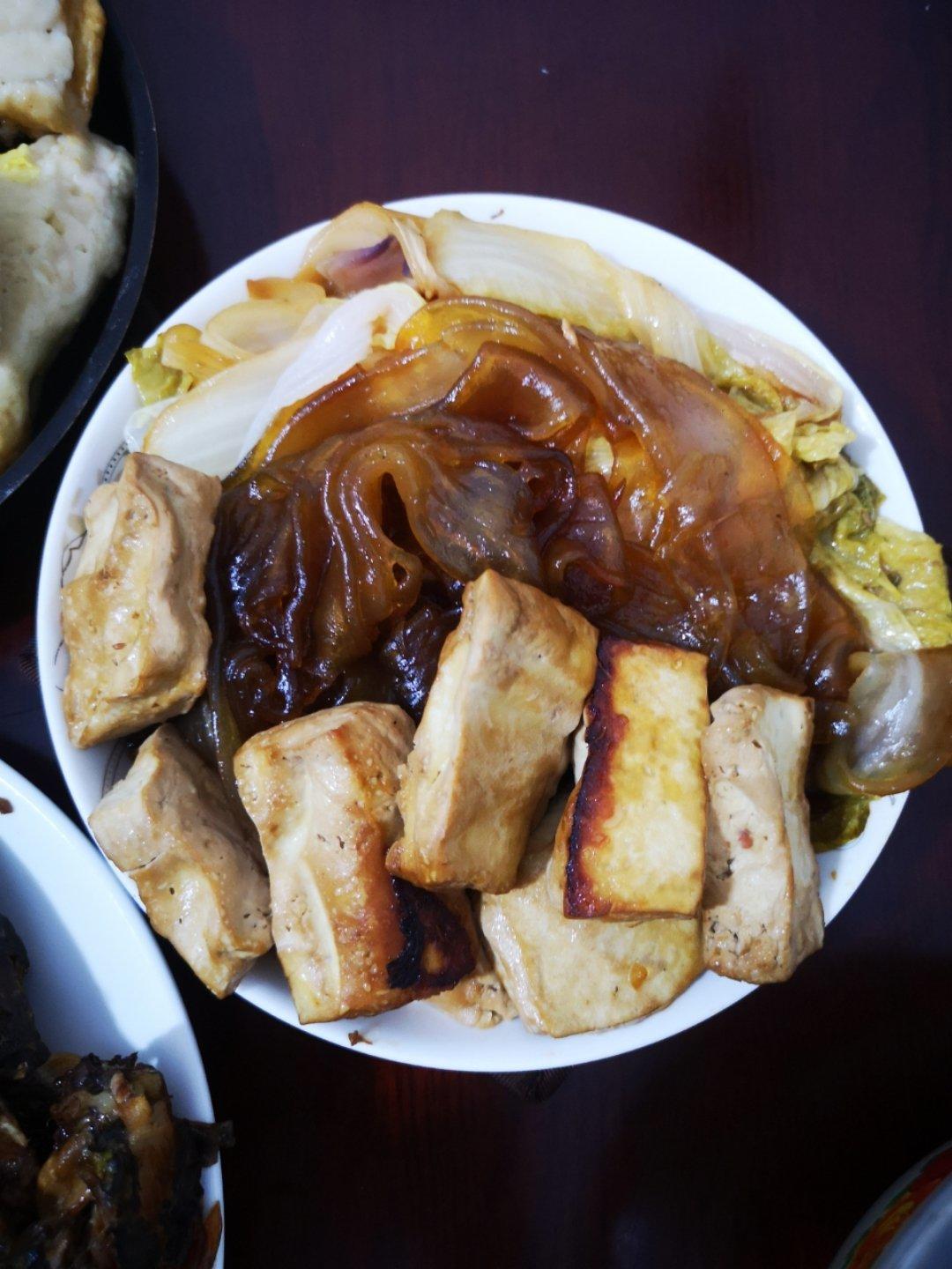 鱼，饼子一锅鲜