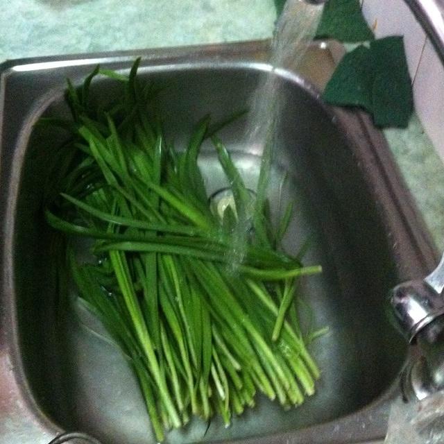 韭菜虾炒蛋的做法 步骤3