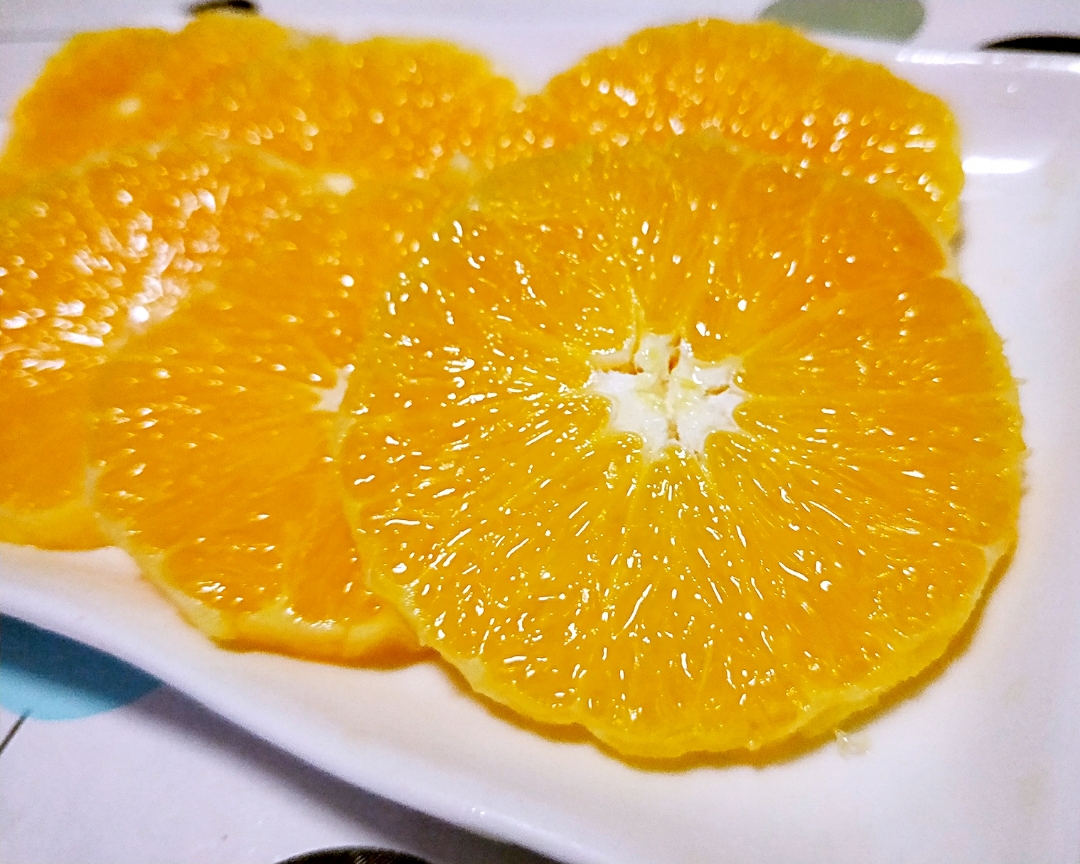 切橙子(晶莹剔透)