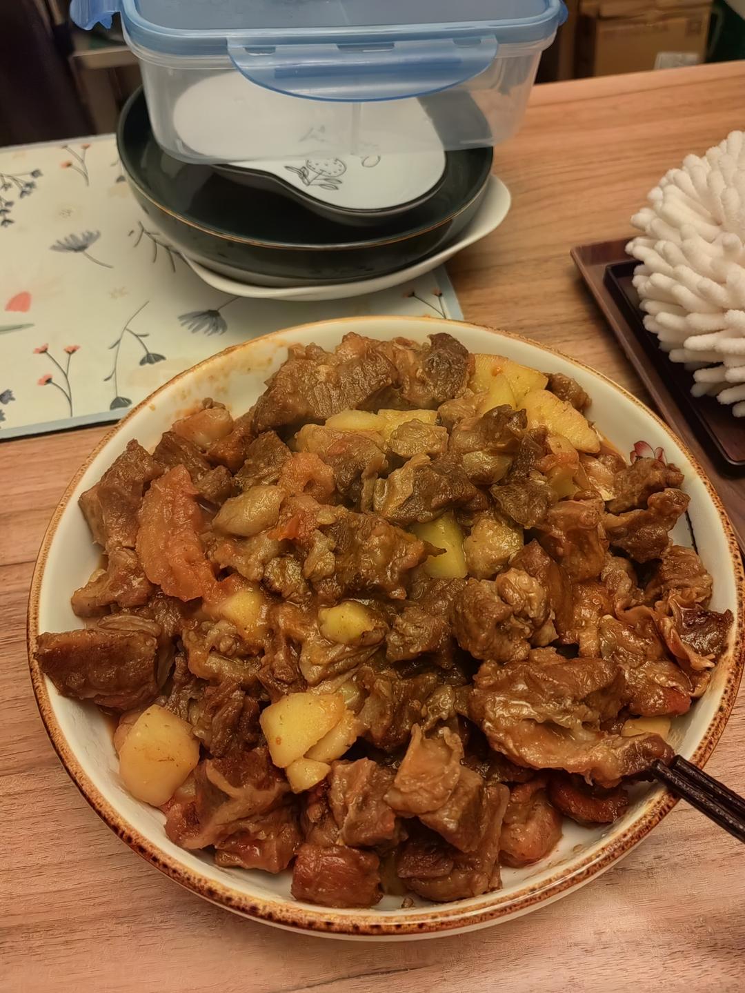 番茄炖牛腩