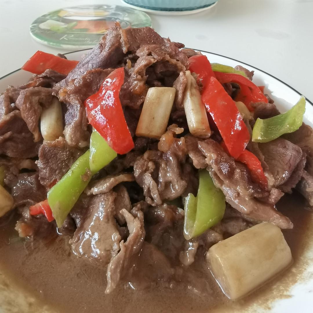 酸辣藕带炒牛肉
