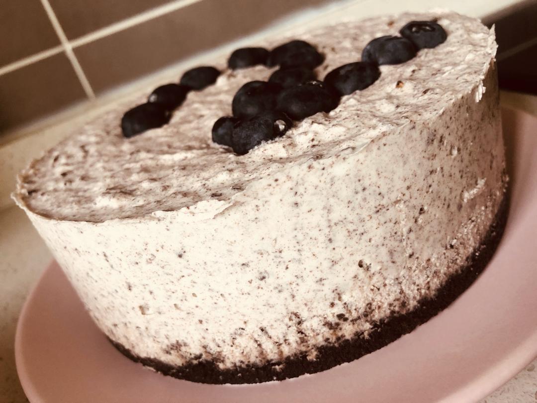 【奥利奥冻芝士蛋糕】拯救新手的免烤美味甜点