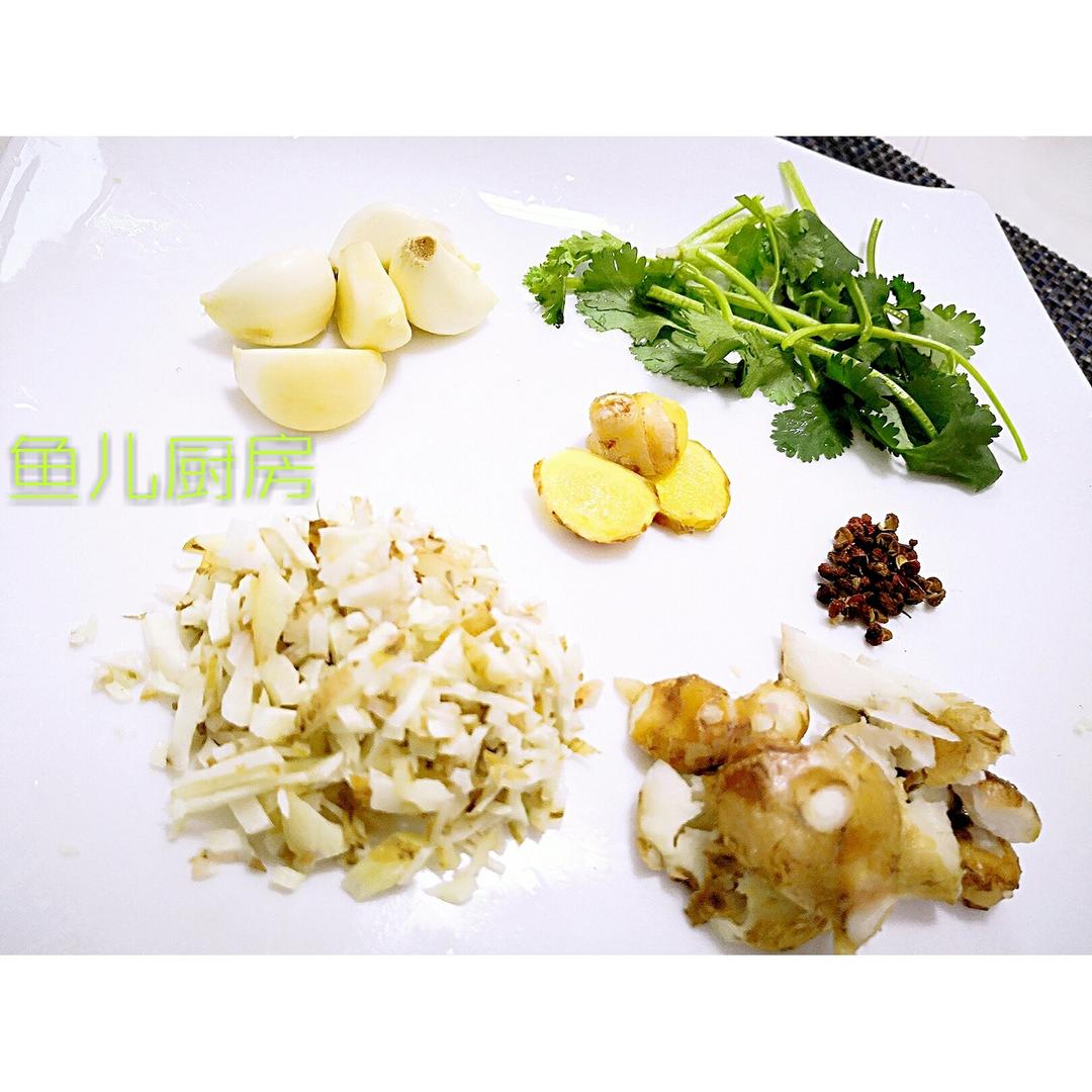 秘制“花螺焖猪手”──“鱼儿厨房”私房菜