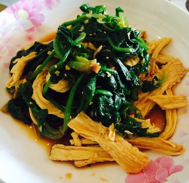 凉拌菠菜