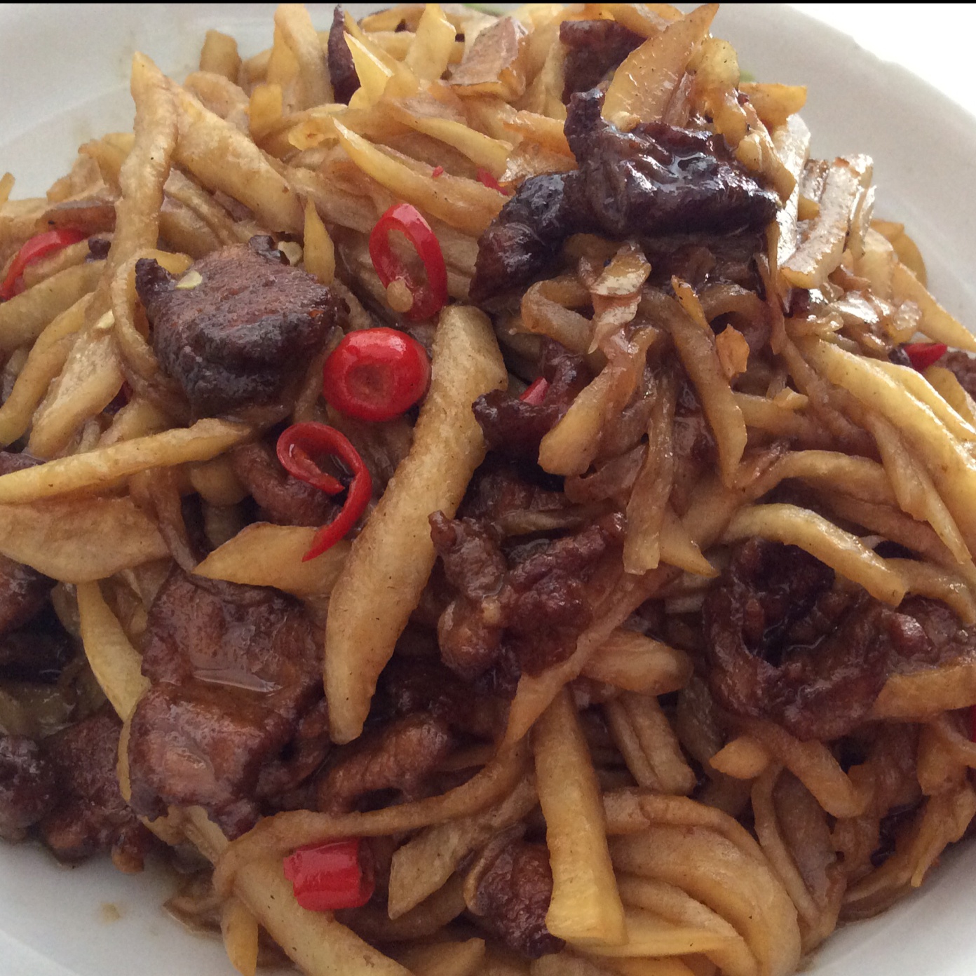 胡萝卜炒牛肉