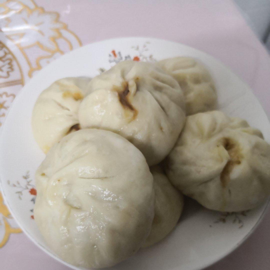 猪肉包子（附视频。一次性发酵。）