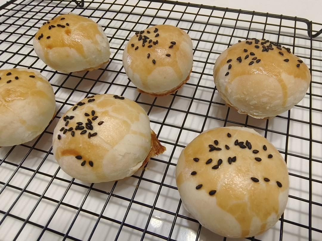 泳式鲜肉榨菜月饼