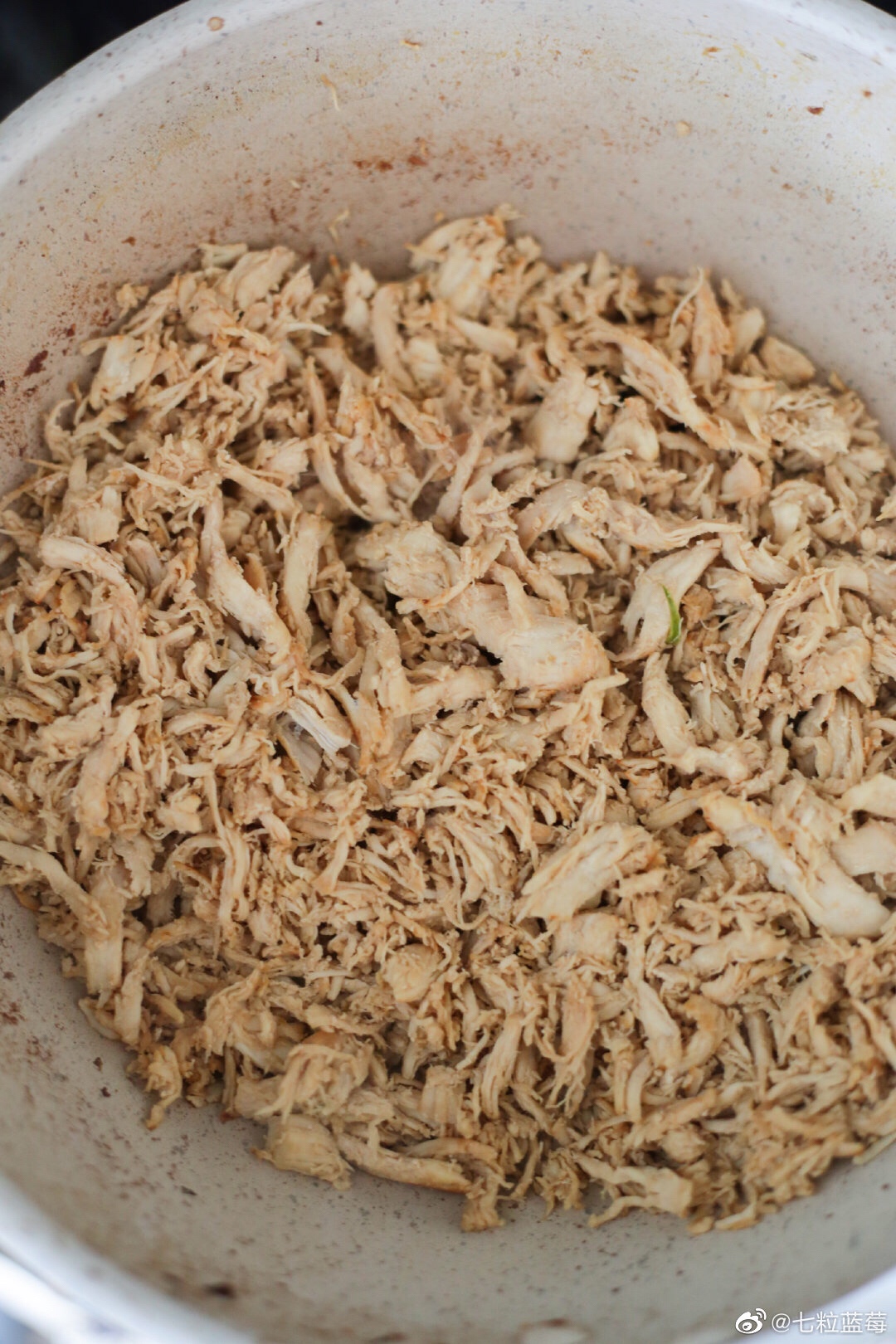 高蛋白鸡肉松（减脂适用无需烤箱）的做法 步骤3