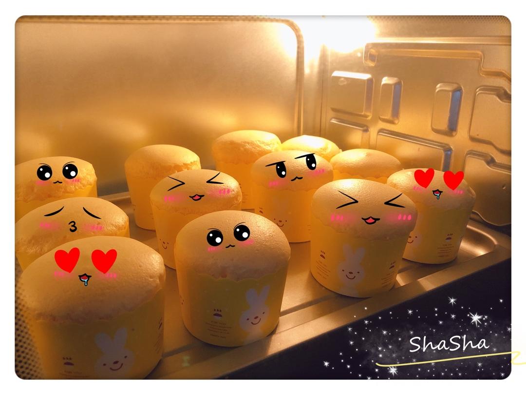 纸杯蛋糕 8寸戚风蛋糕的量