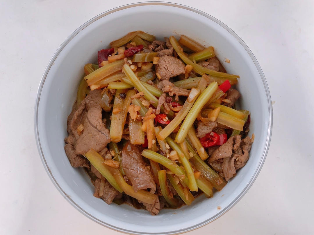 ㊙️家常菜‼️芹菜小炒牛肉‼️牛肉超级嫩滑哟