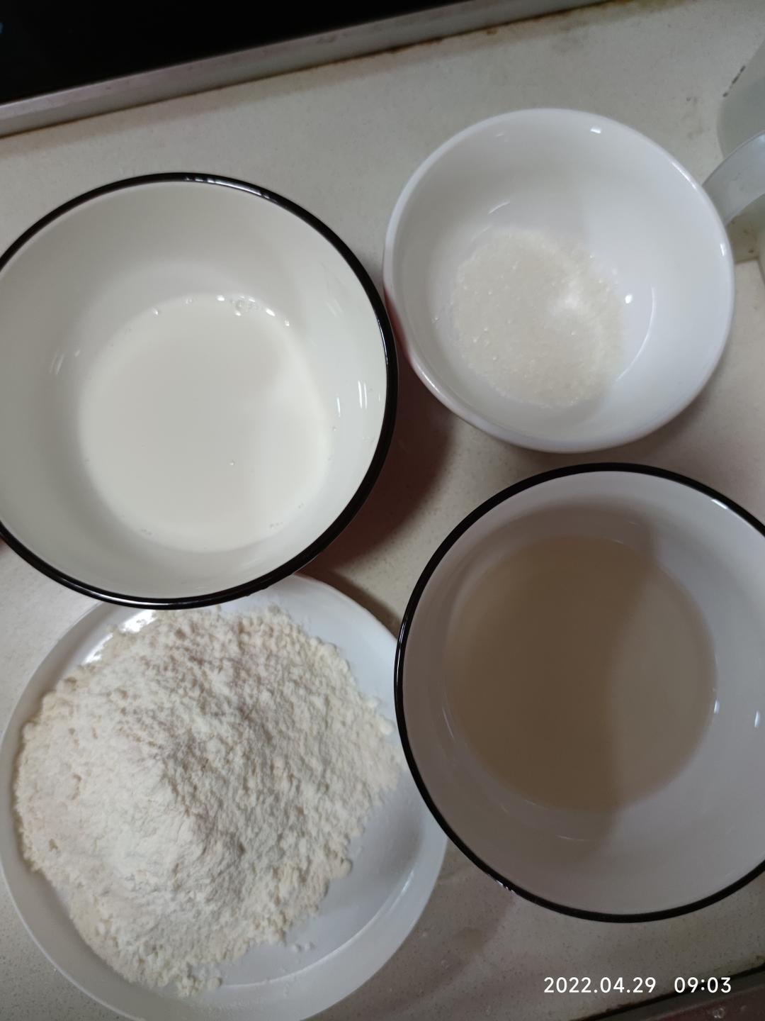 纯奶手撕吐司的做法 步骤1