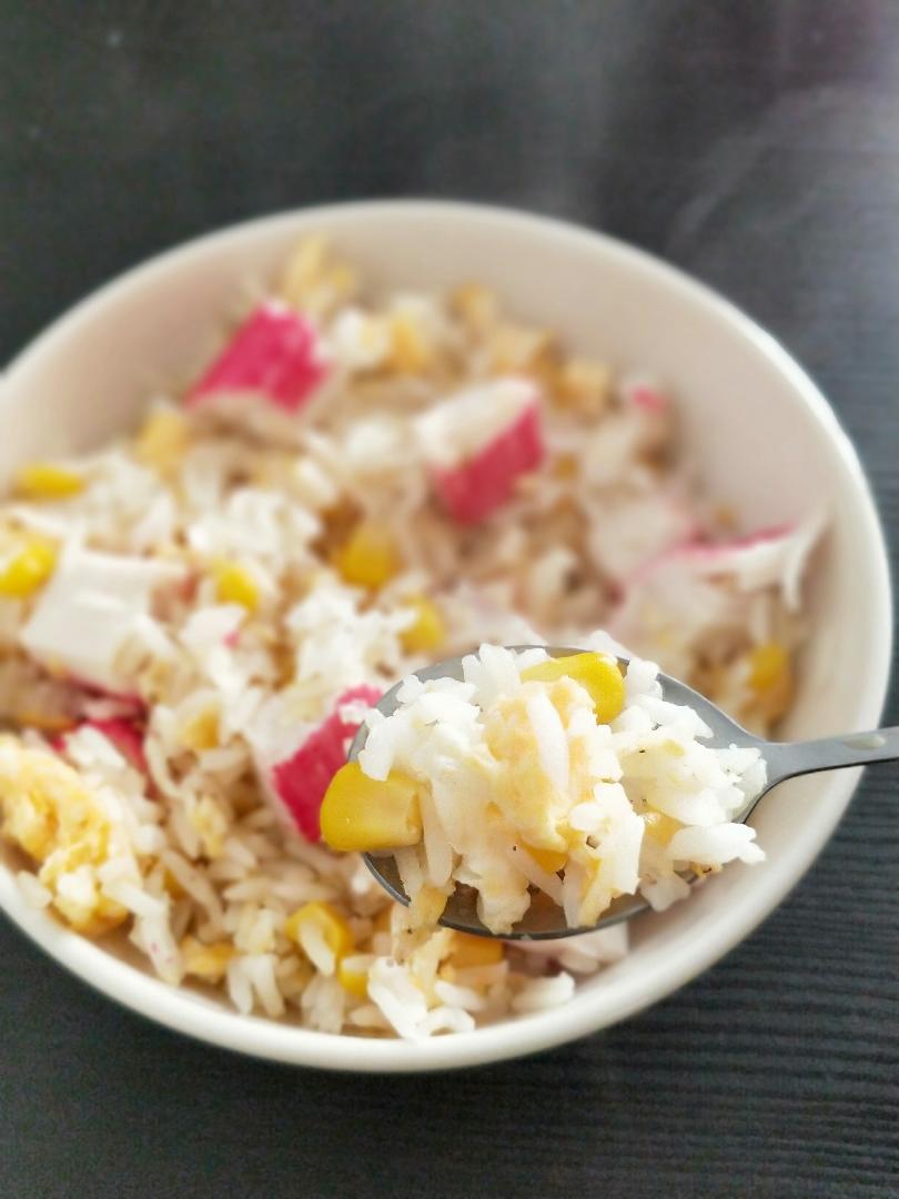 蟹柳蛋炒饭