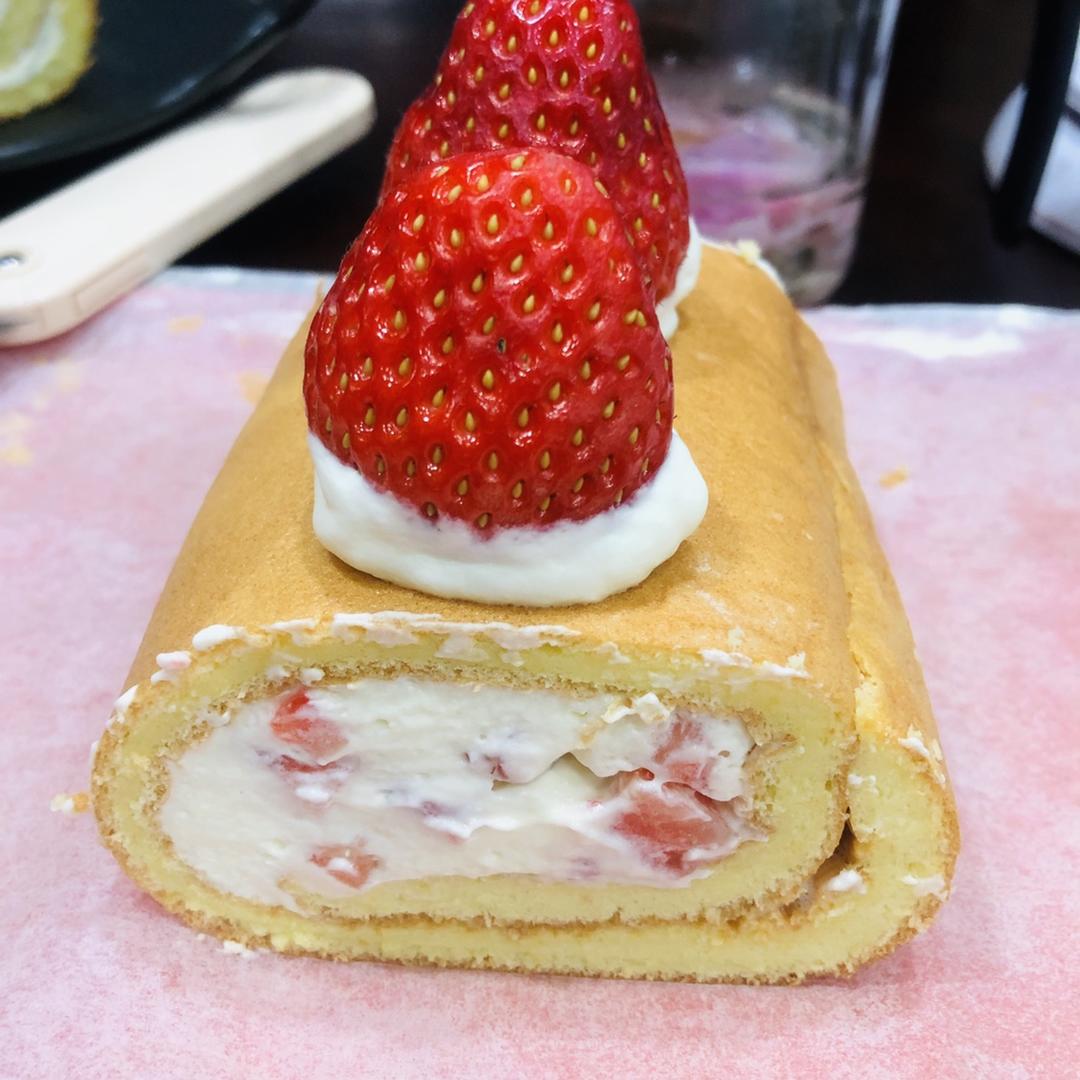 芒果蛋糕卷（详细的小四卷制作视频）