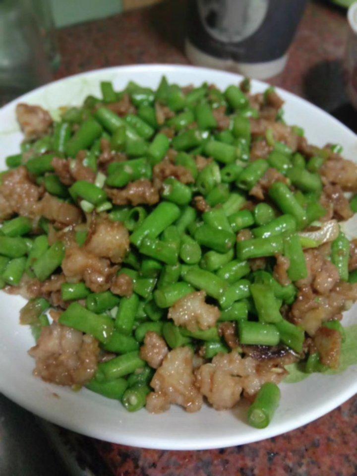 肉沫豆角下饭菜