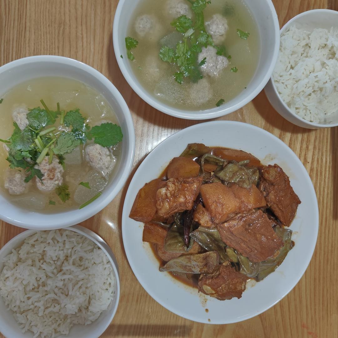 巨鲜美的冬瓜丸子汤