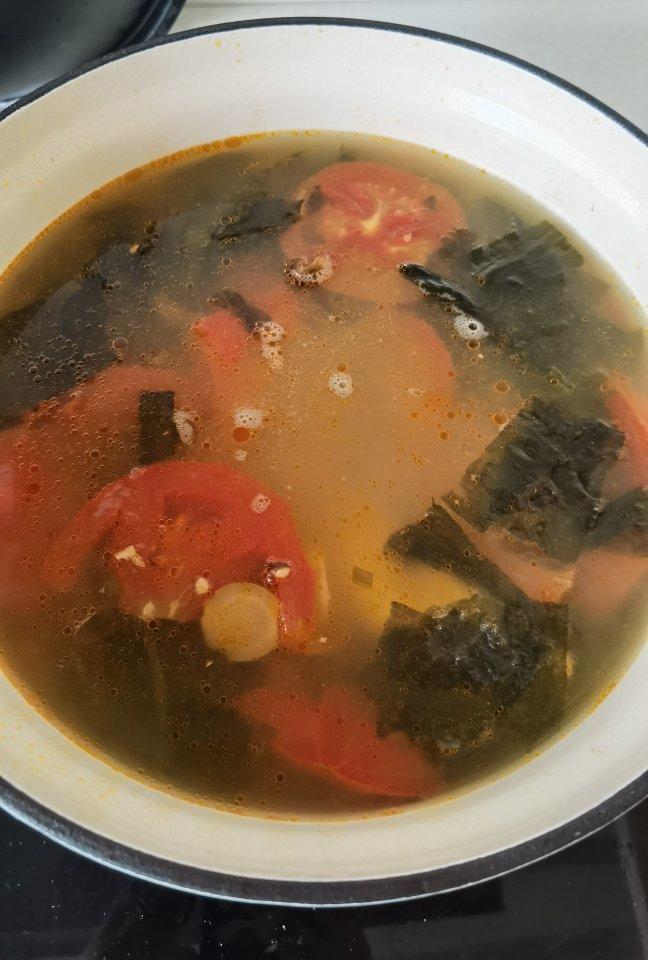 排骨茄子焖面【8月北鼎珐琅铸铁锅食谱】