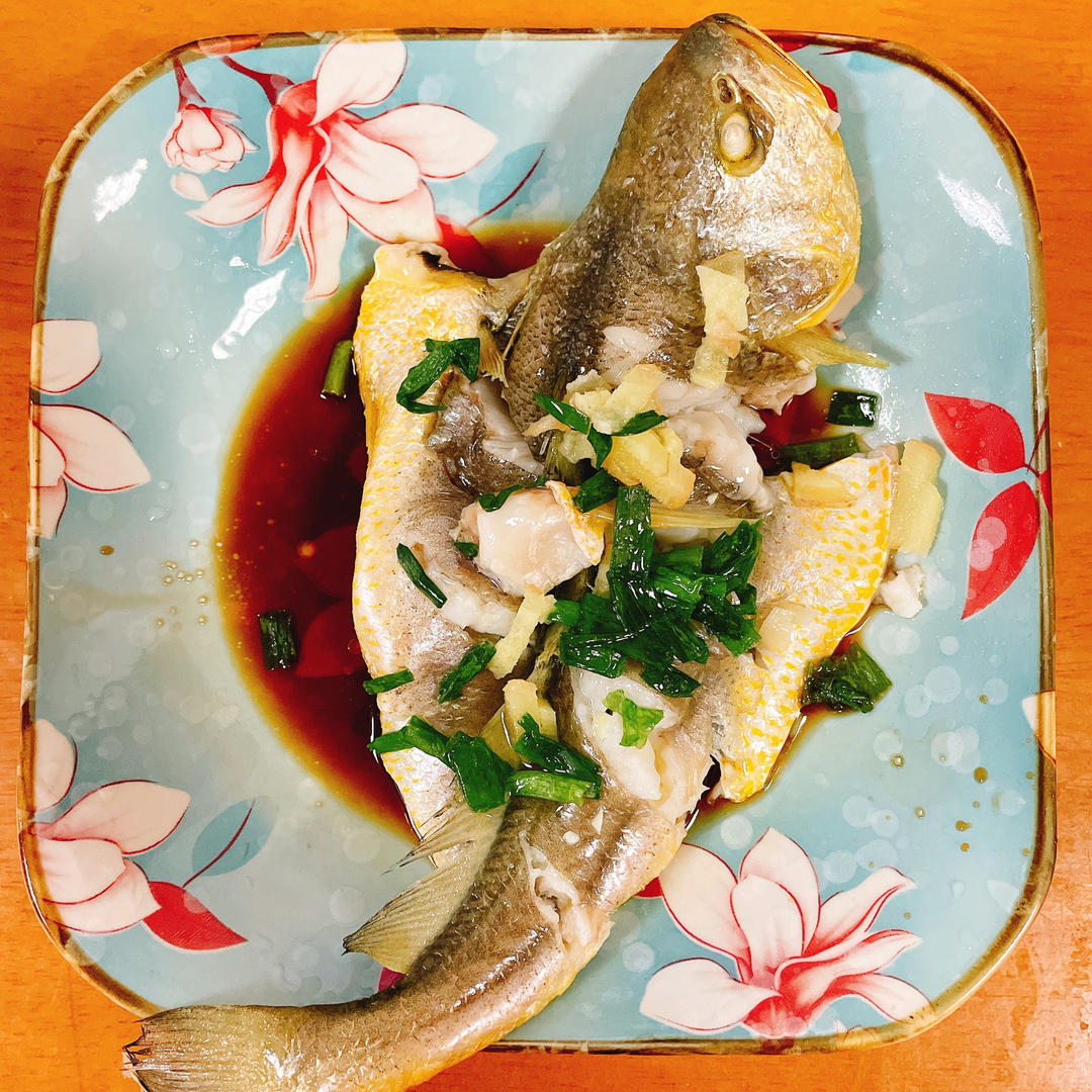 10分钟做 清蒸鲈鱼 （附切鱼图解）