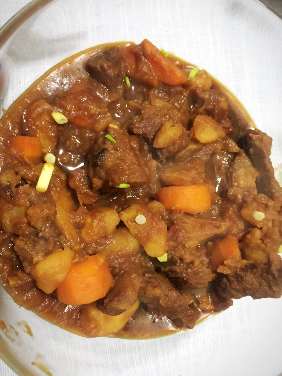 红烧牛肉土豆 （独家秘制）