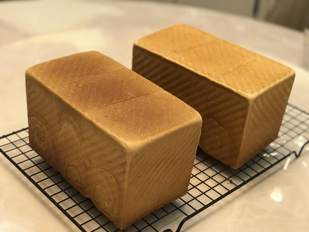 吐司，奶香手撕面包，超级香浓