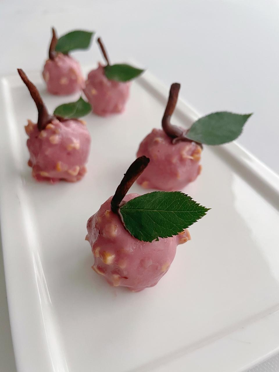 全网独家首发！！天然粉梦龙荔枝松露巧克力