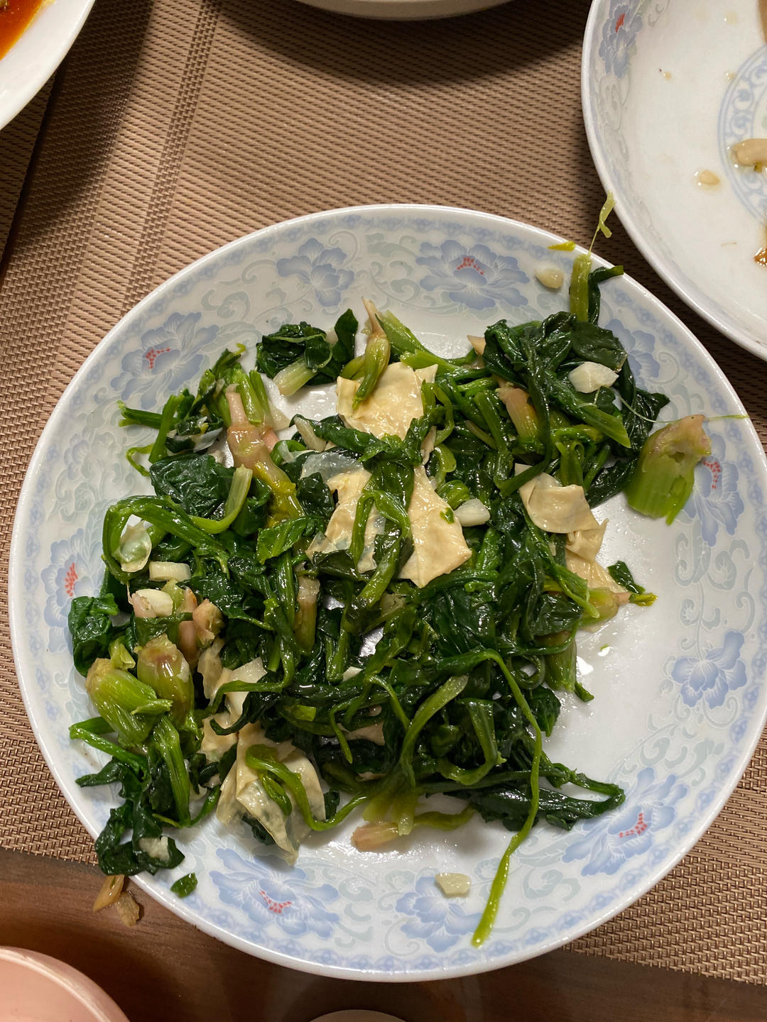 豆皮炒青菜好吃啊！