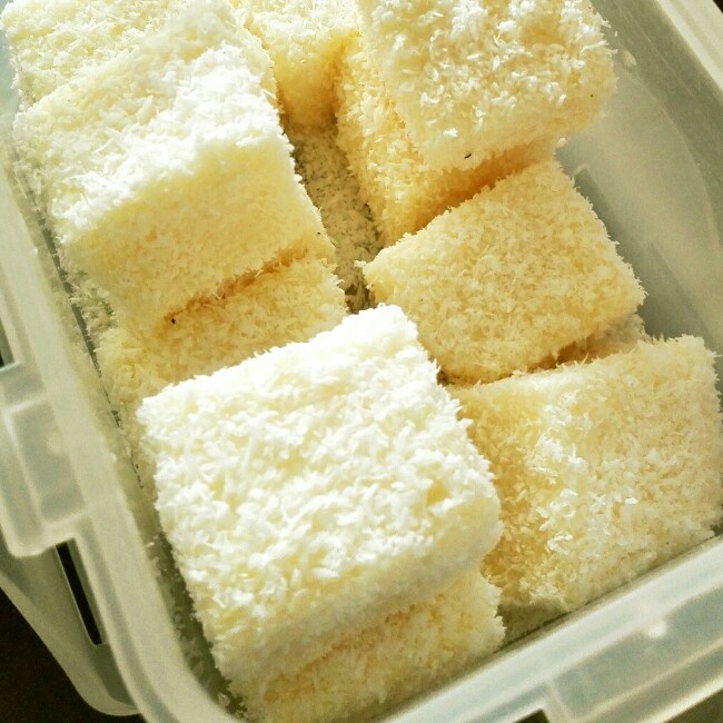 完胜85度C牛奶椰丝小方