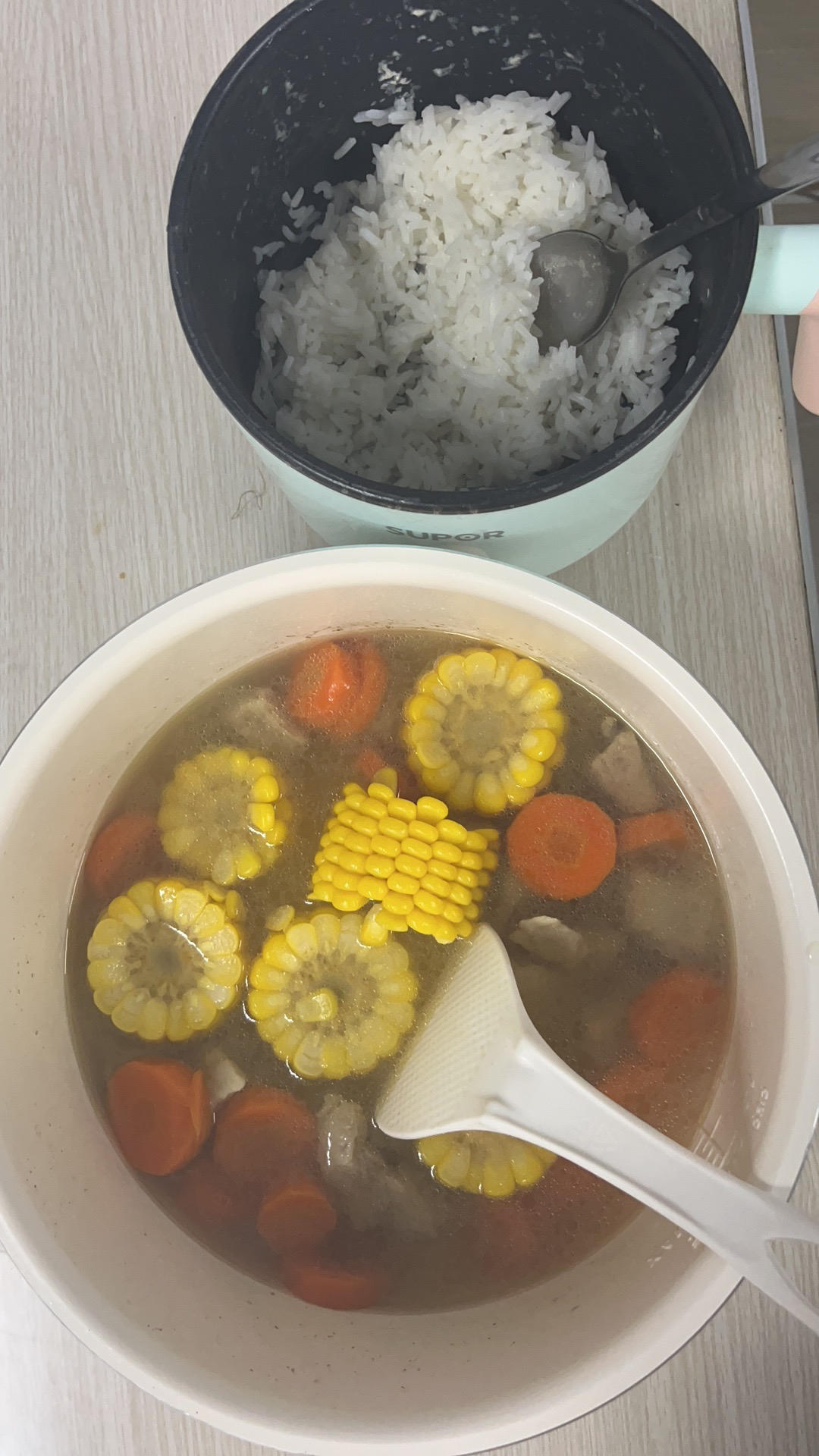 玉米排骨汤