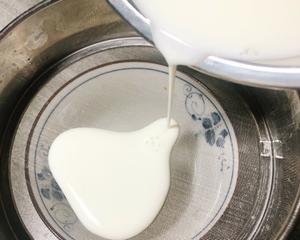 糖桂花炖奶的做法 步骤5