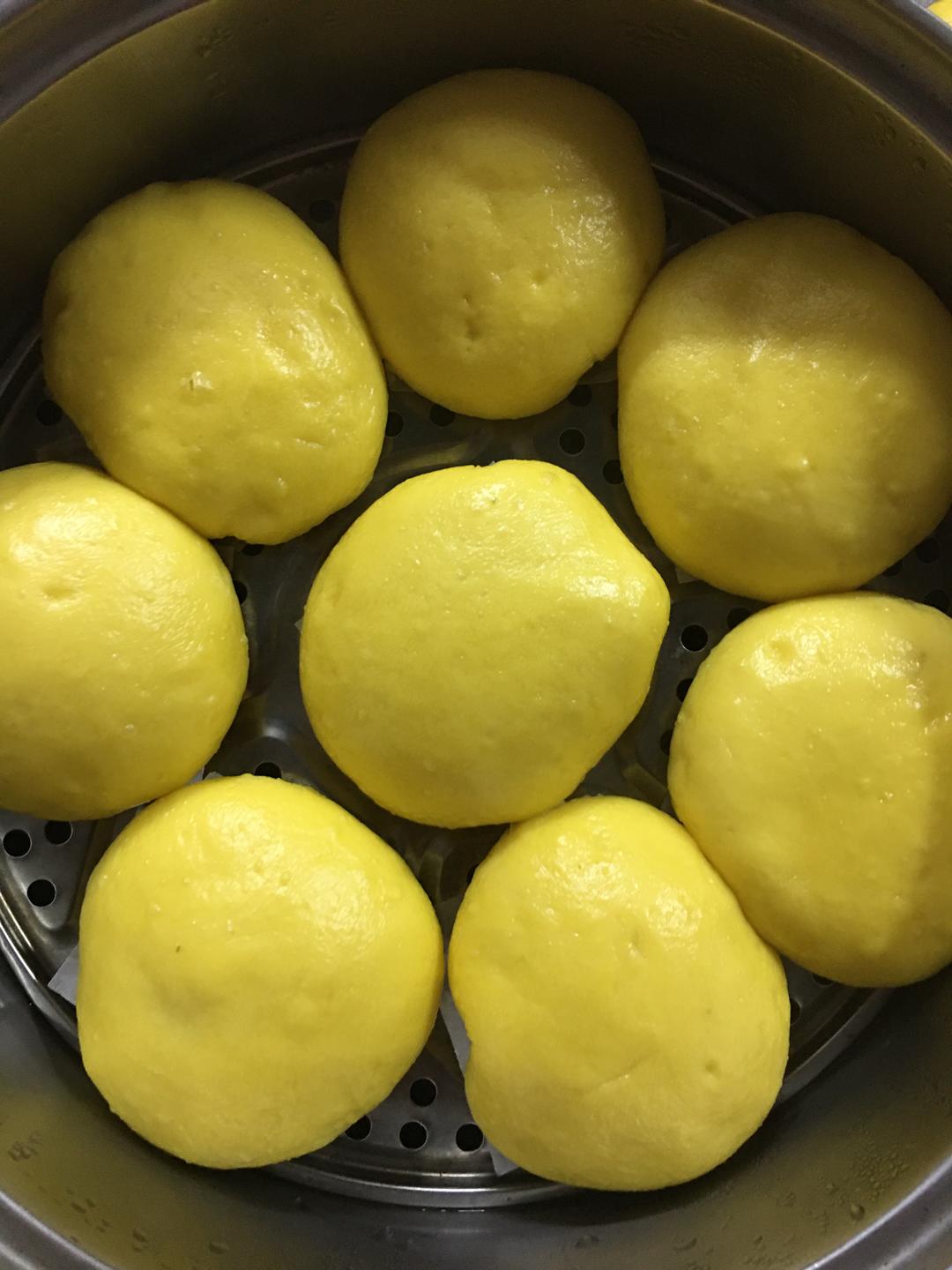 南瓜奶黄流沙包
