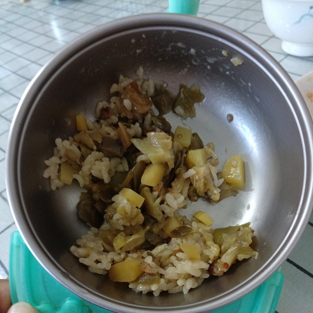 宝宝辅食:茄子焖饭