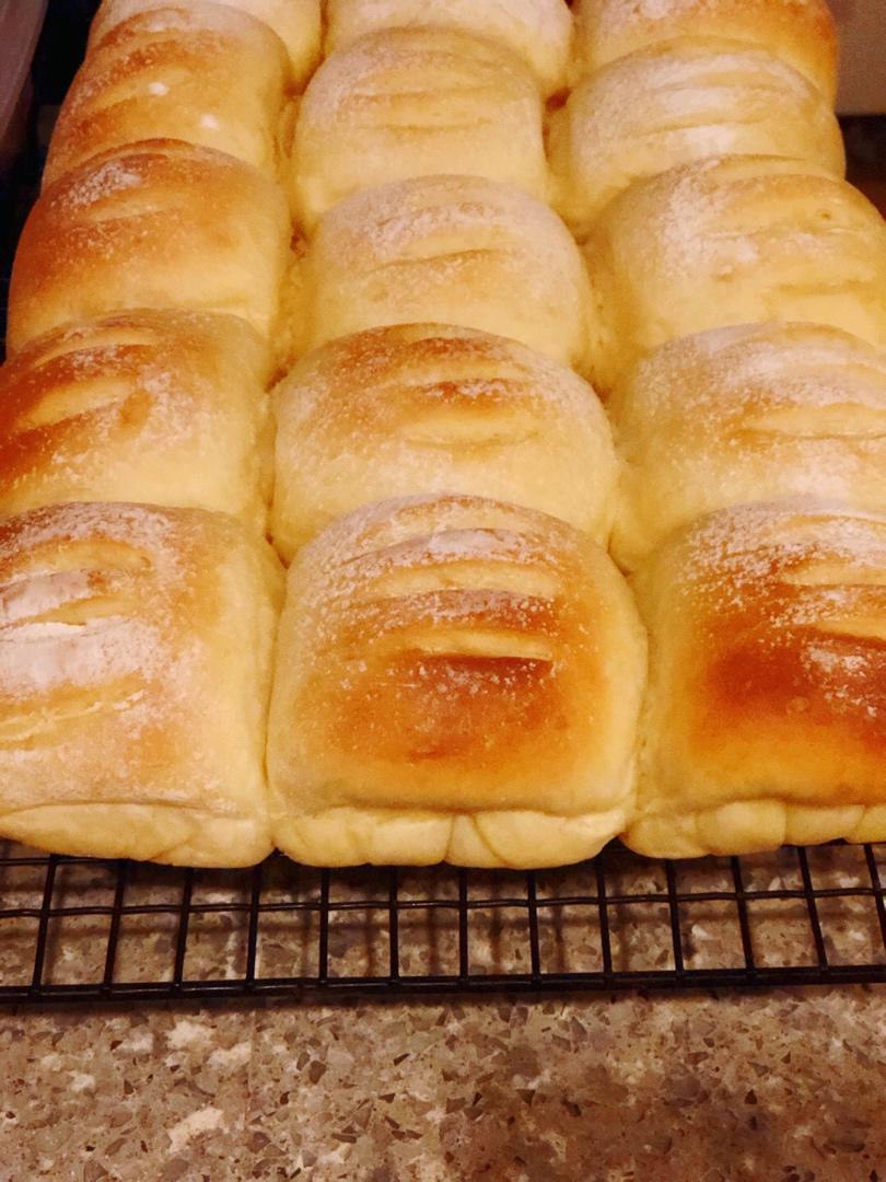 软到不知所措的牛奶卷