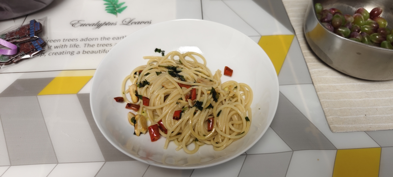 大蒜橄榄油意面 Spaghetti aglio e olio