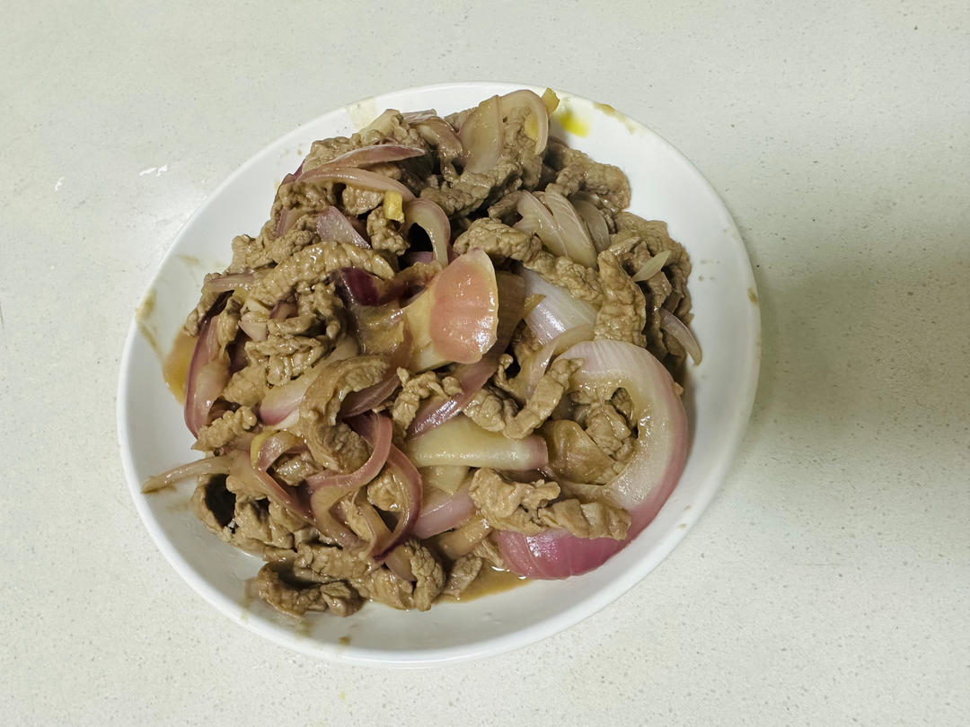 洋葱炒牛肉