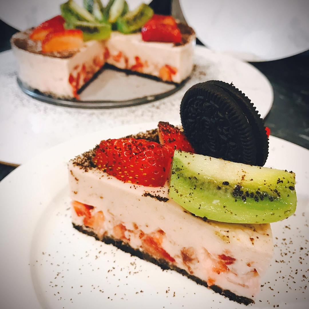 《Tinrry下午茶》教你做草莓芝士慕斯（6寸配方）