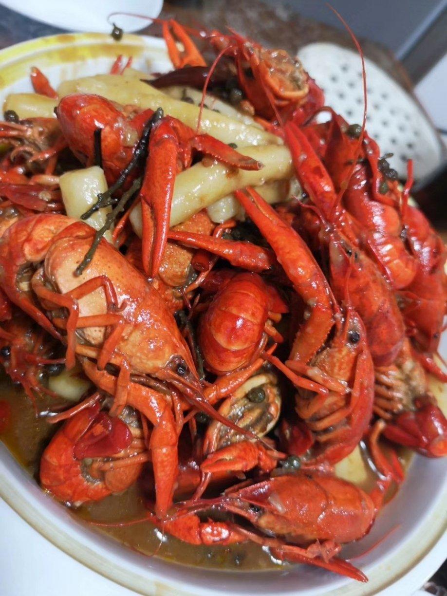 厨师长教你：“麻辣小龙虾”的家常做法 ,好吃的停不下来
