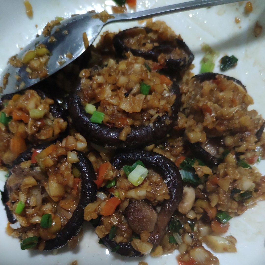 蒜蓉孜然烤香菇