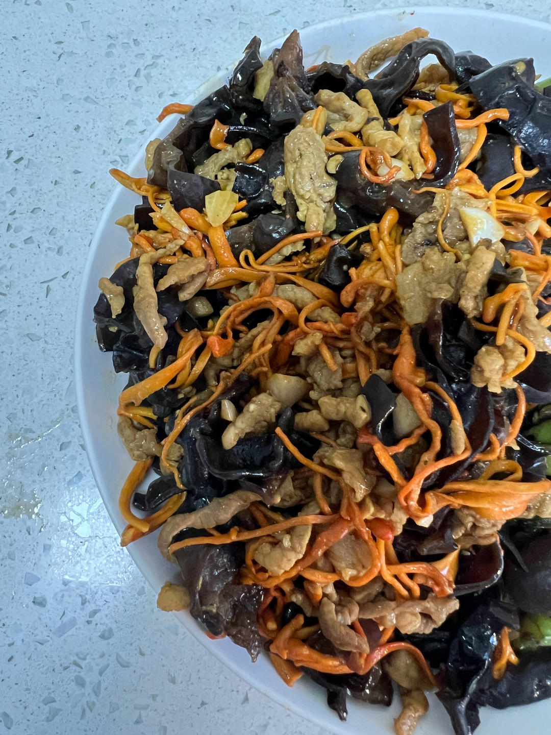 虫草花炒肉