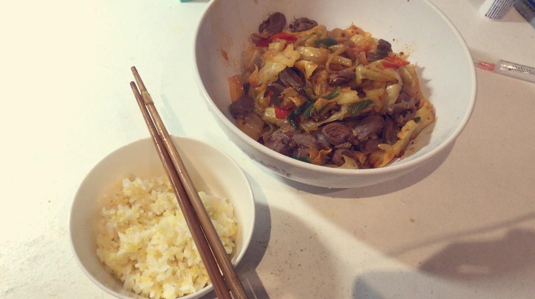 爆炒香辣鸡杂